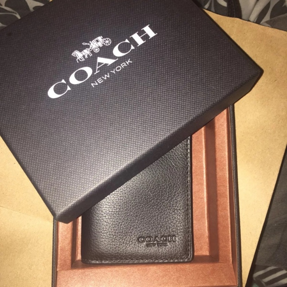 Men’s coach wallet